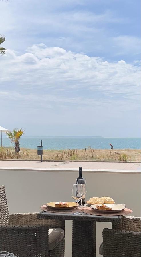 Windsurf Beach Front Torre Grande Exterior photo
